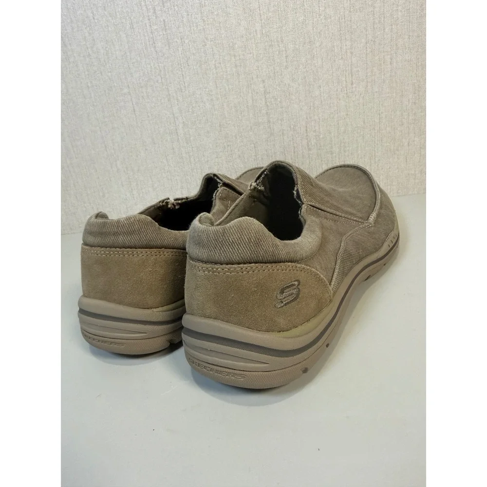 Skechers‎ Avillo Relaxed Fit Memory Foam Loafer Shoes Khaki 64109 Men 9.5